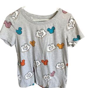 Disney Mickey short sleeve t-shirt size Medium gray